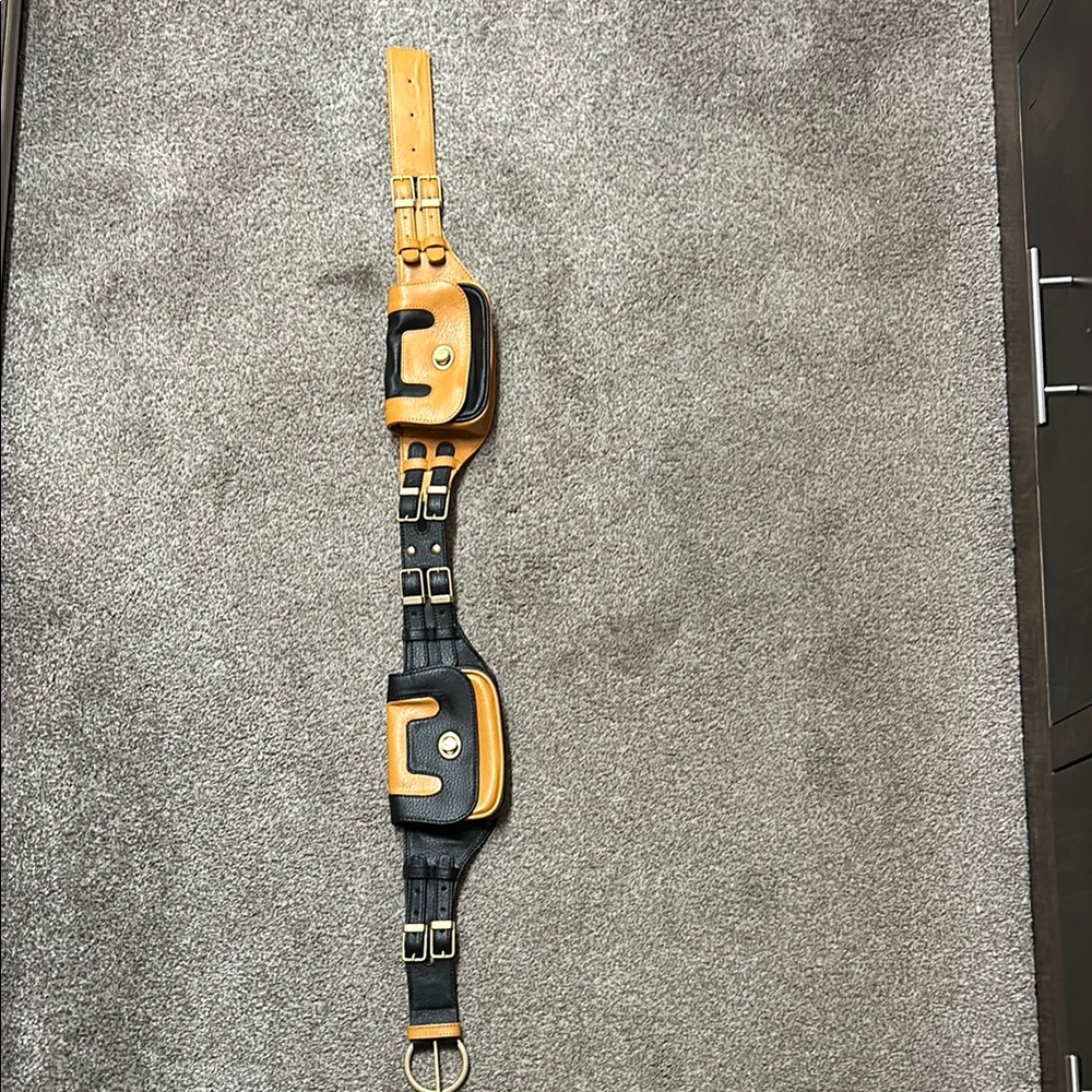 Two-Tone Leather Horse Girth